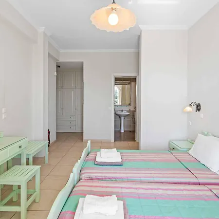 Sivilla Nisaki (Corfu)