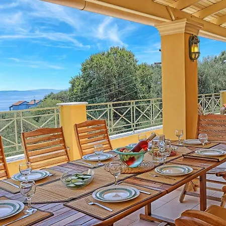 Sivilla * Nisaki (Corfu)